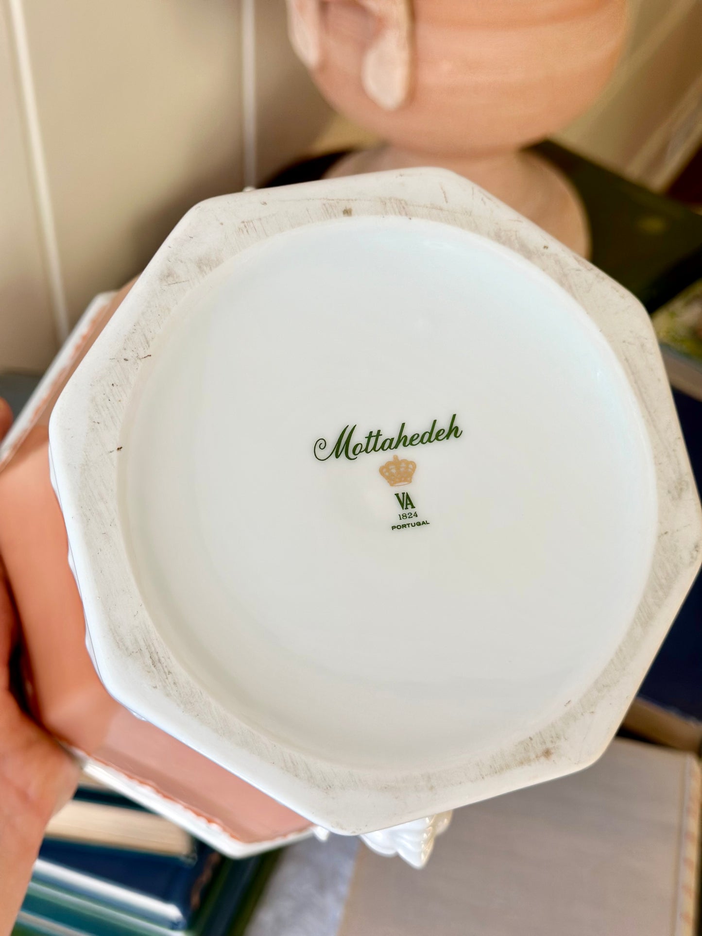 Vintage Mottahedeh Vista Alegre Portugal Porcelain Cachepot