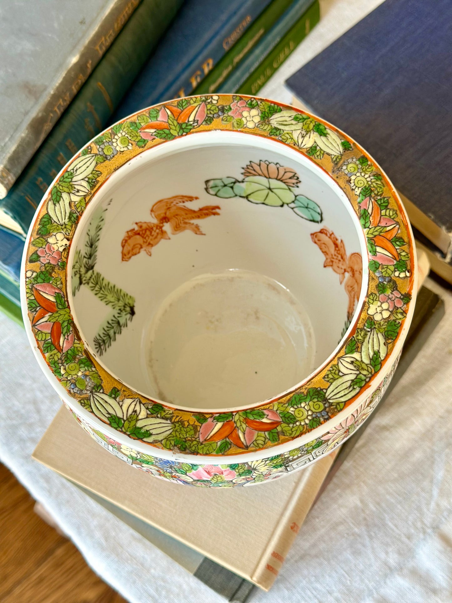 Rose Medallion Planter