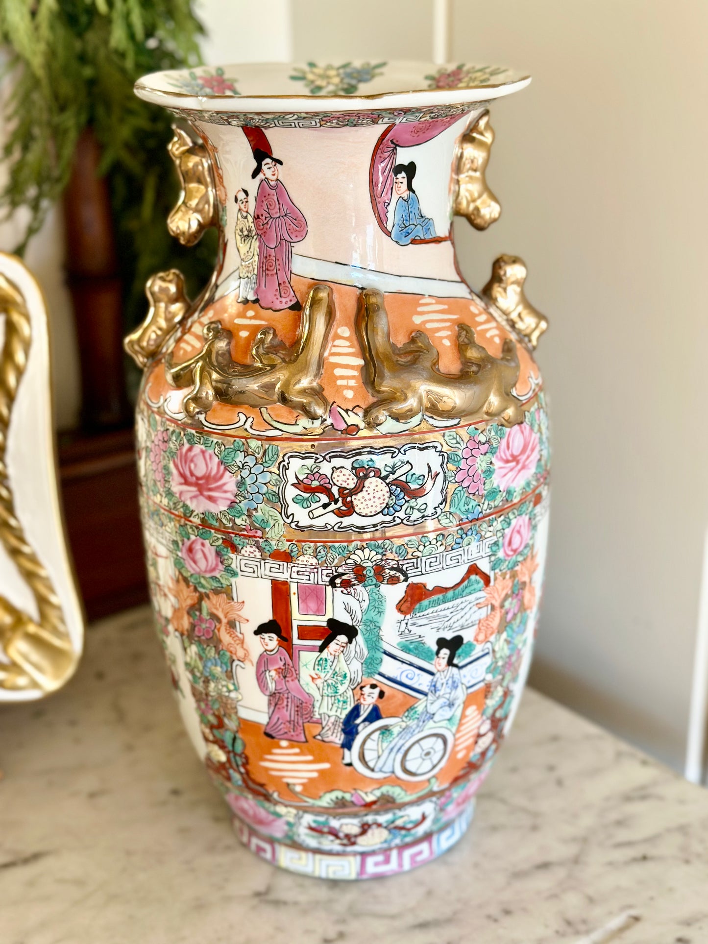 Vintage Rose Medallion Vase