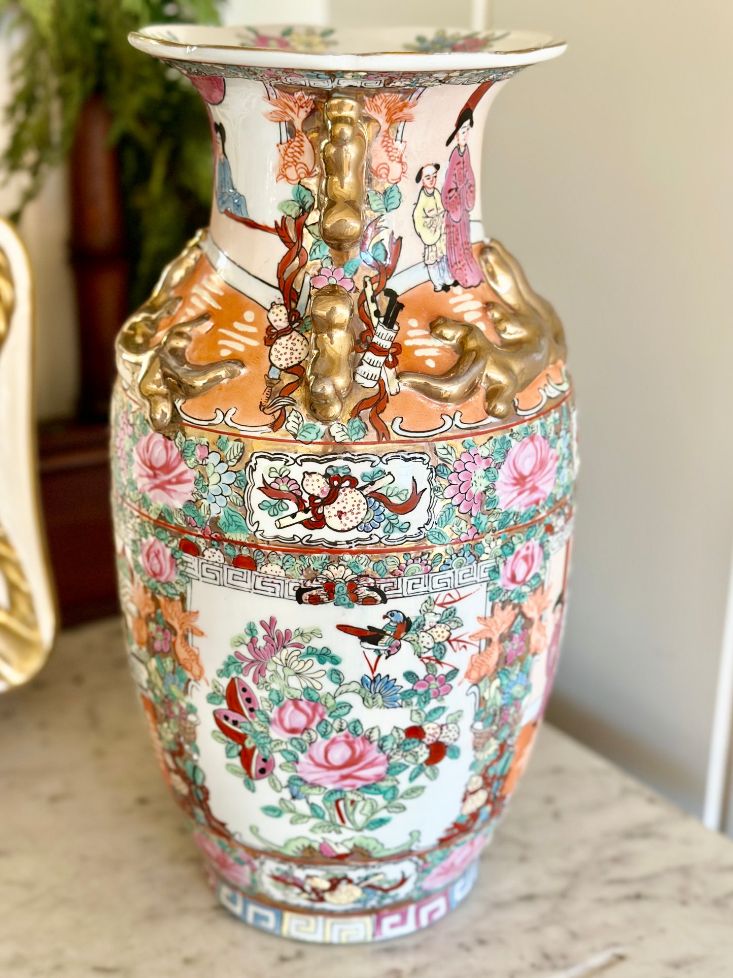 Vintage Rose Medallion Vase
