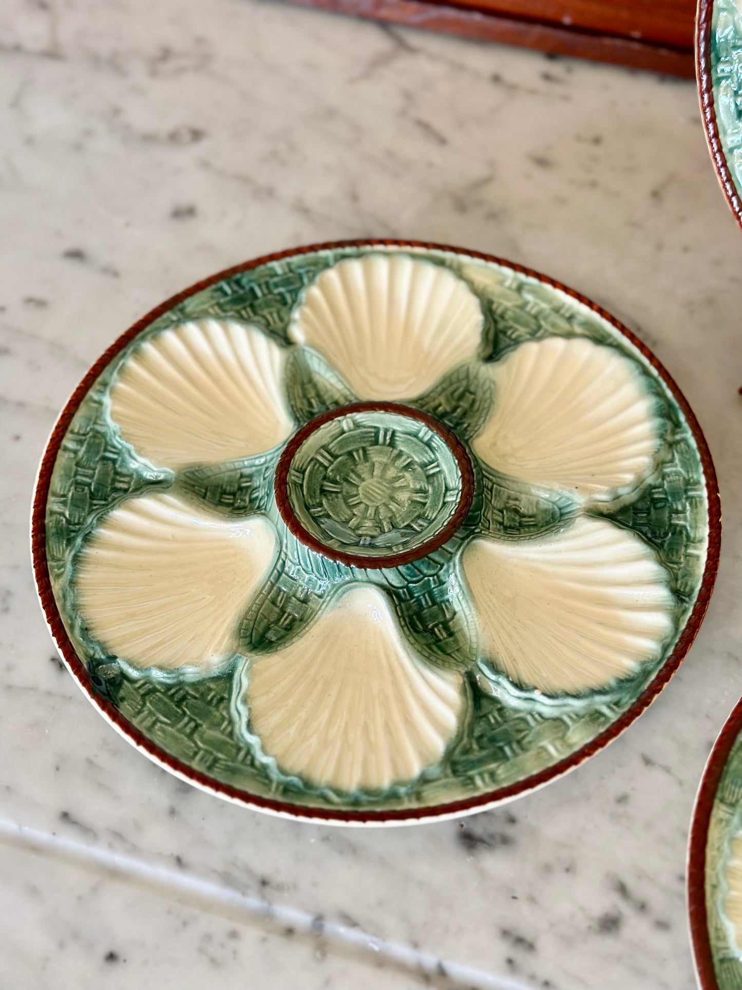 Longchamp Oyster Plate