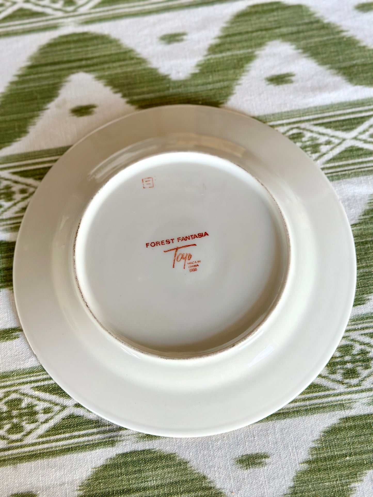 Famille Vert Bok Choy Plate