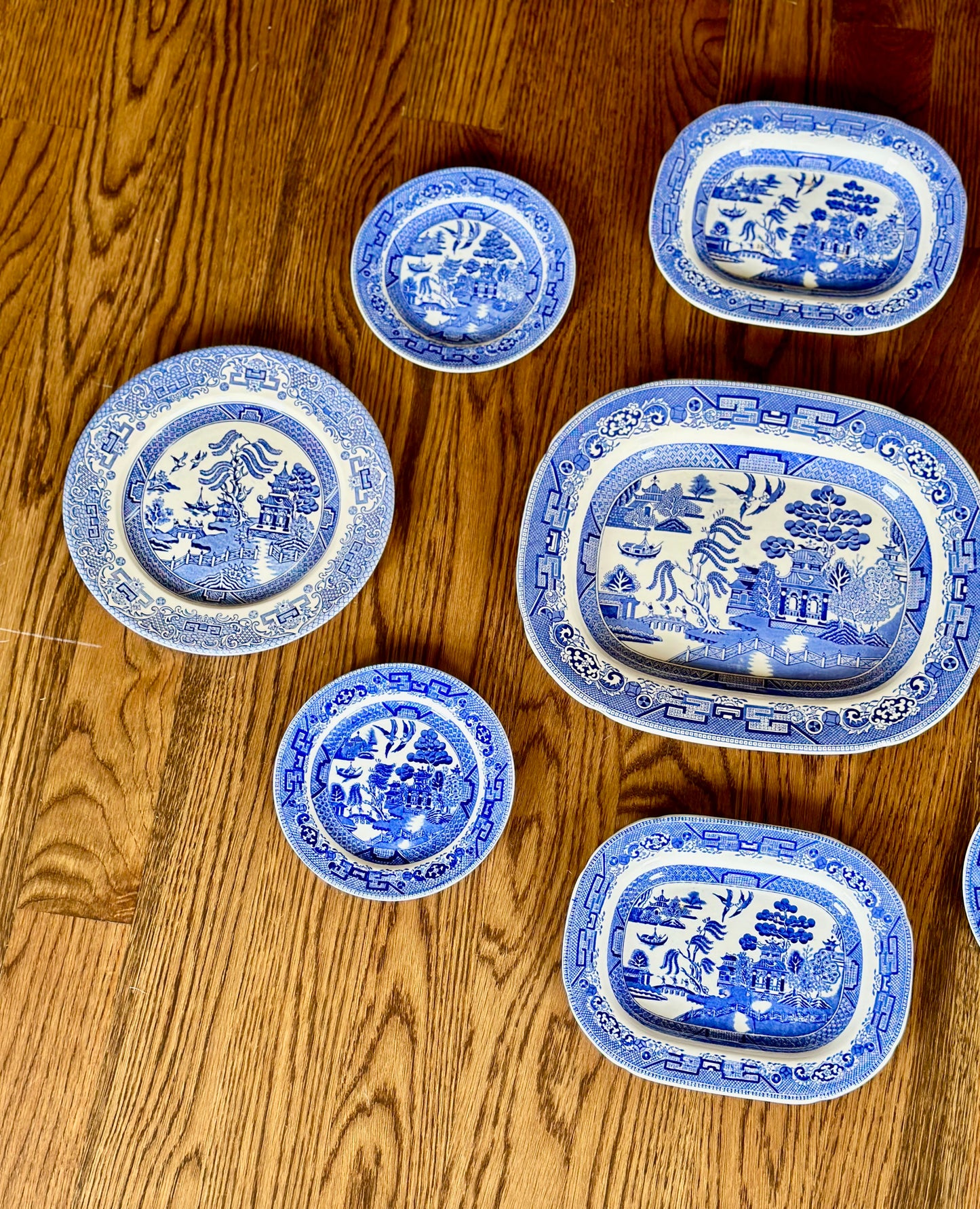 Blue Willow 9-Piece Set