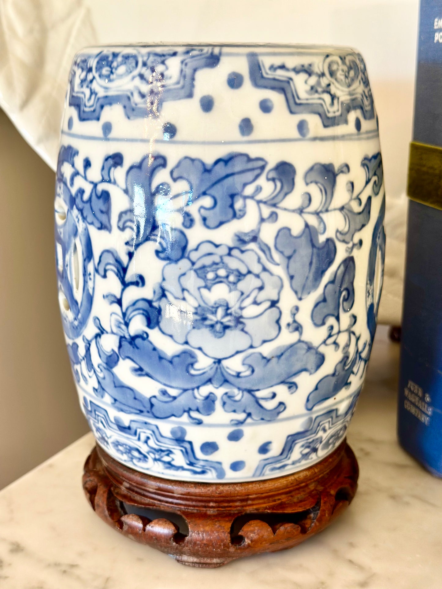 Mini Ginger Jar Pattern Garden Stool