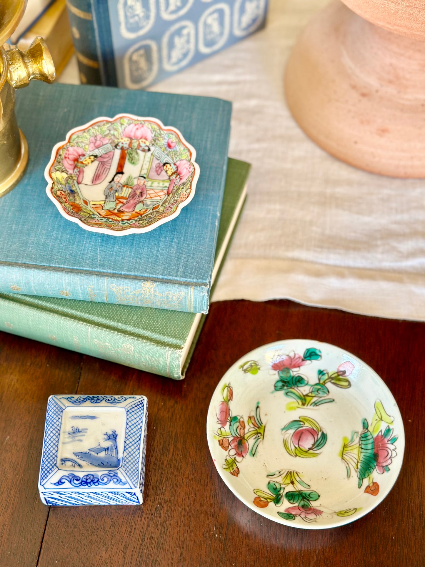 Famille Rose Porcelain Trinket Dish