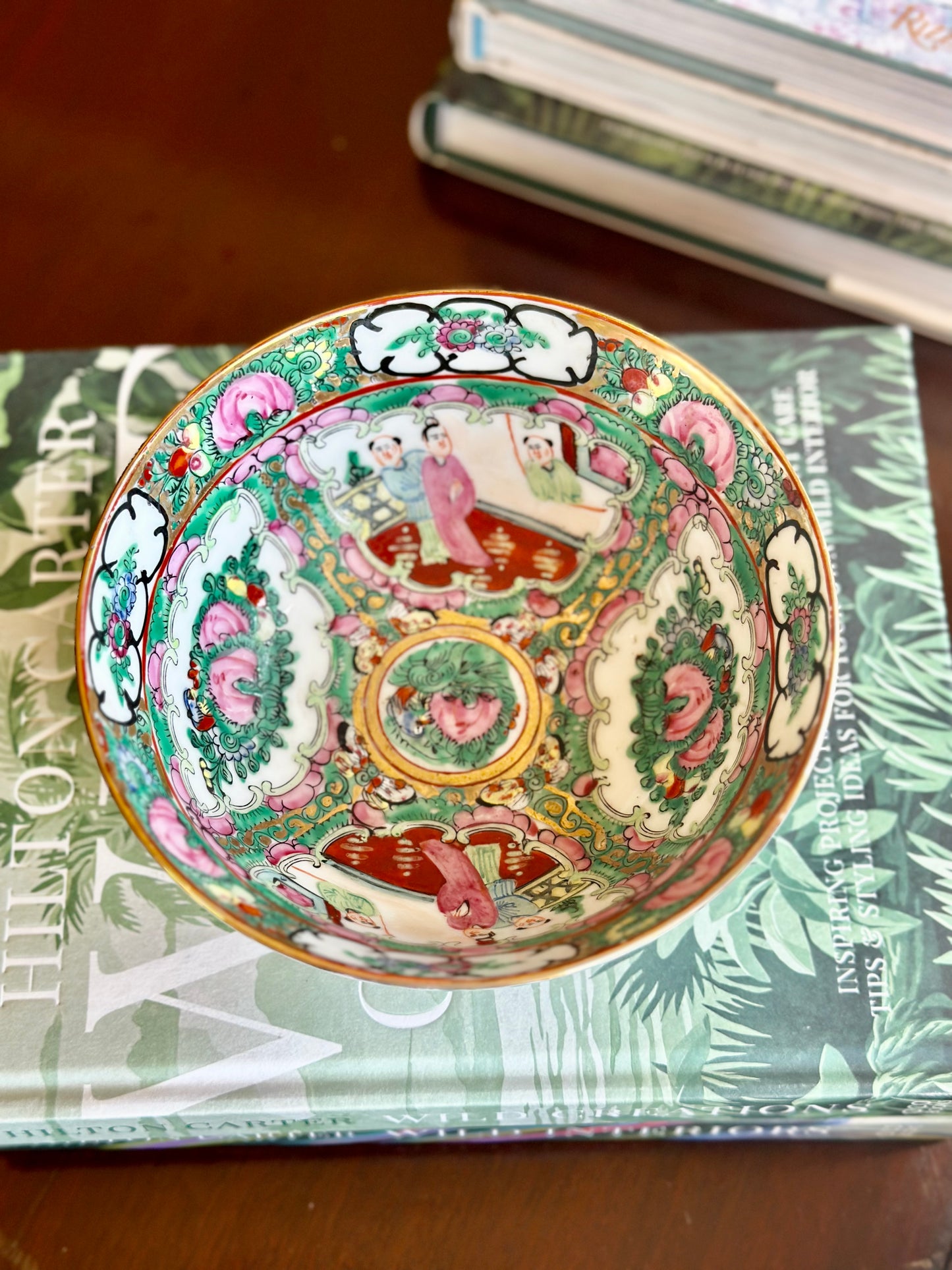 Famille Rose Medallion Bowl