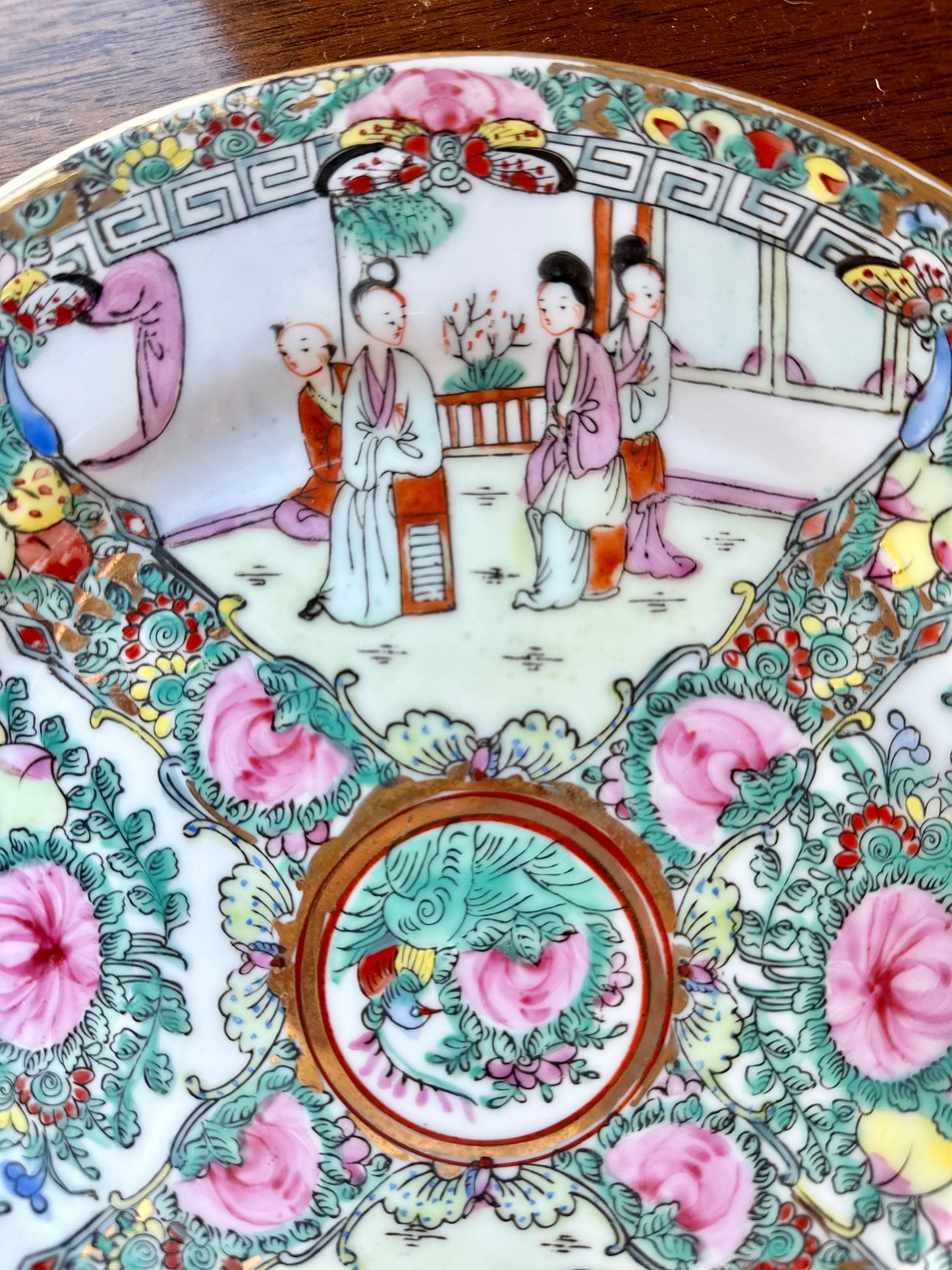 Famille Rose Medallion Plate (10”)