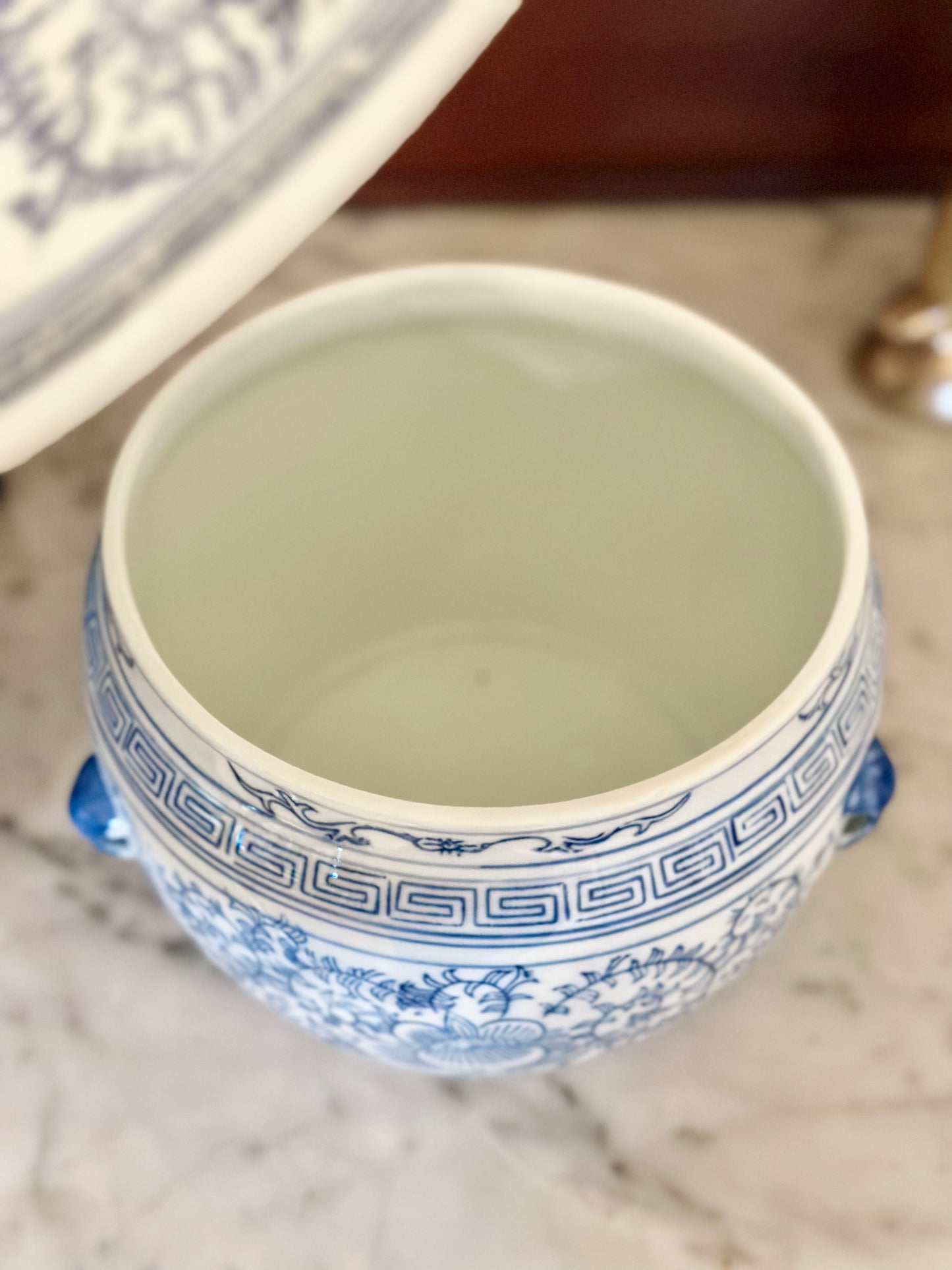 Stout Blue & White Ginger Jar