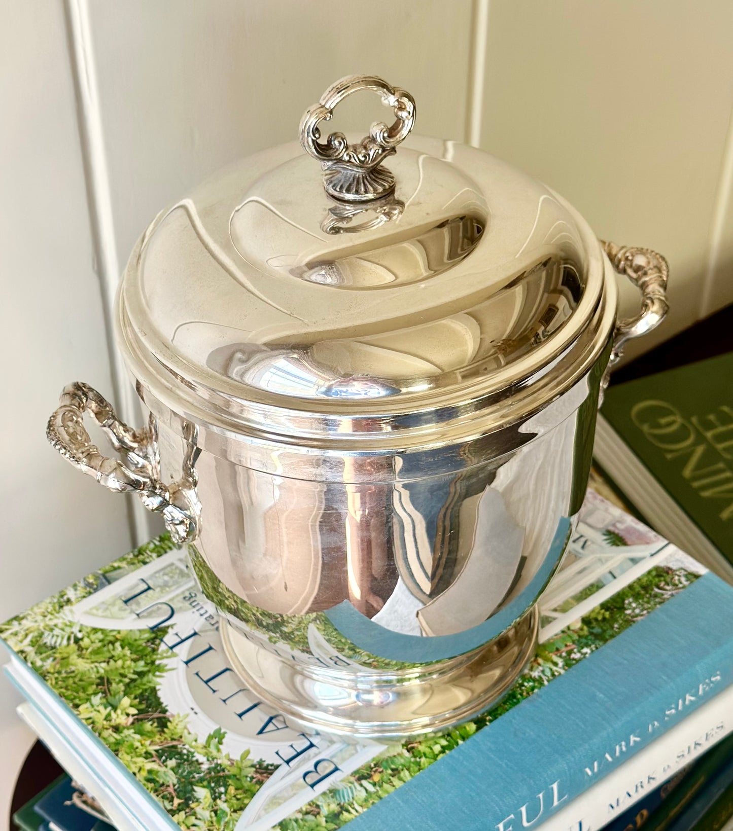 Vintage Sheridan Silverplate Ice Bucket