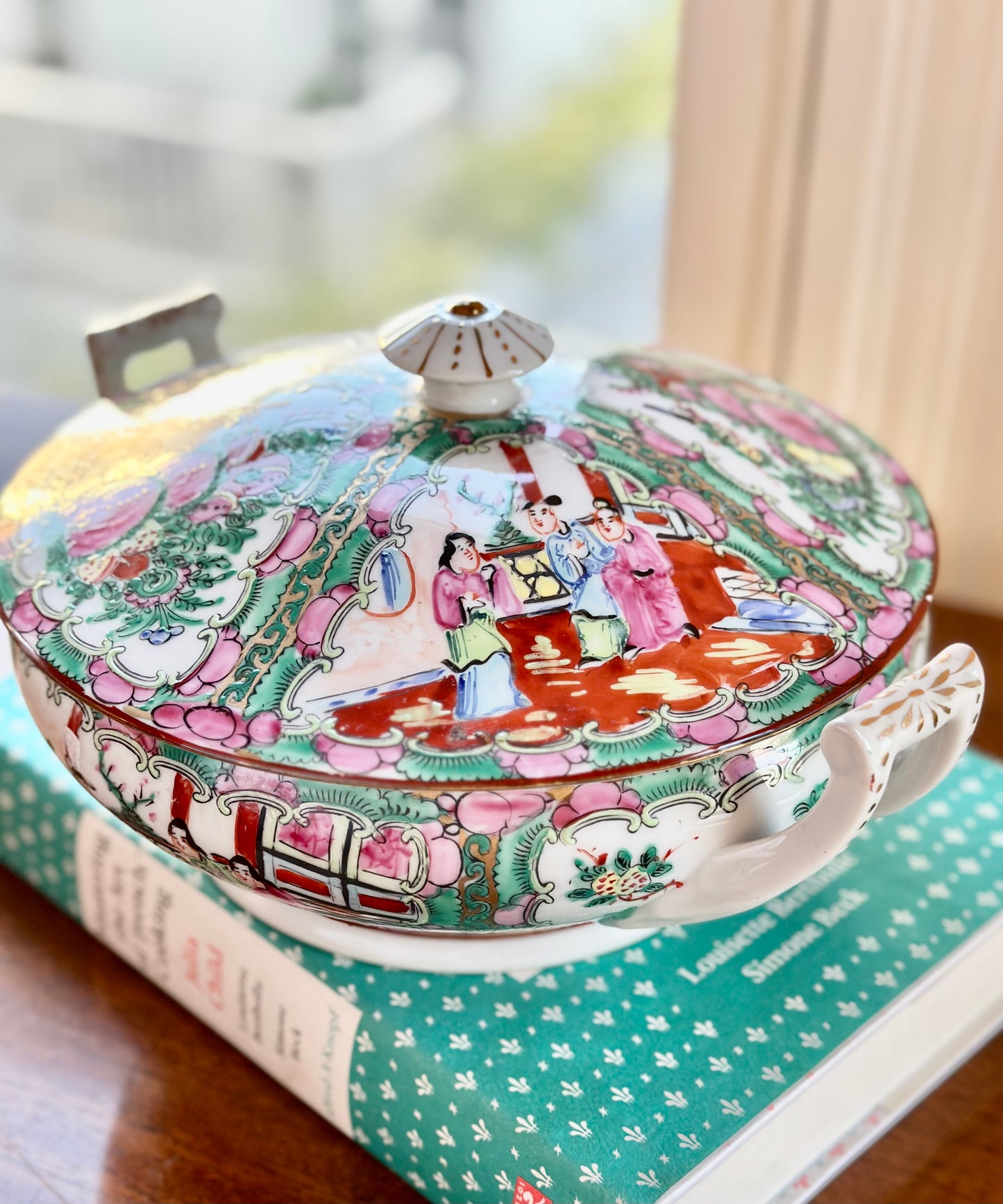 Famille Rose Tureen