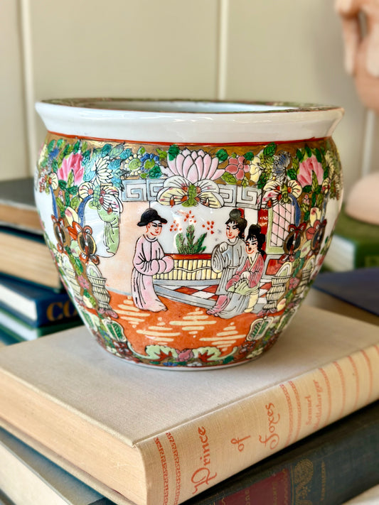 Rose Medallion Planter