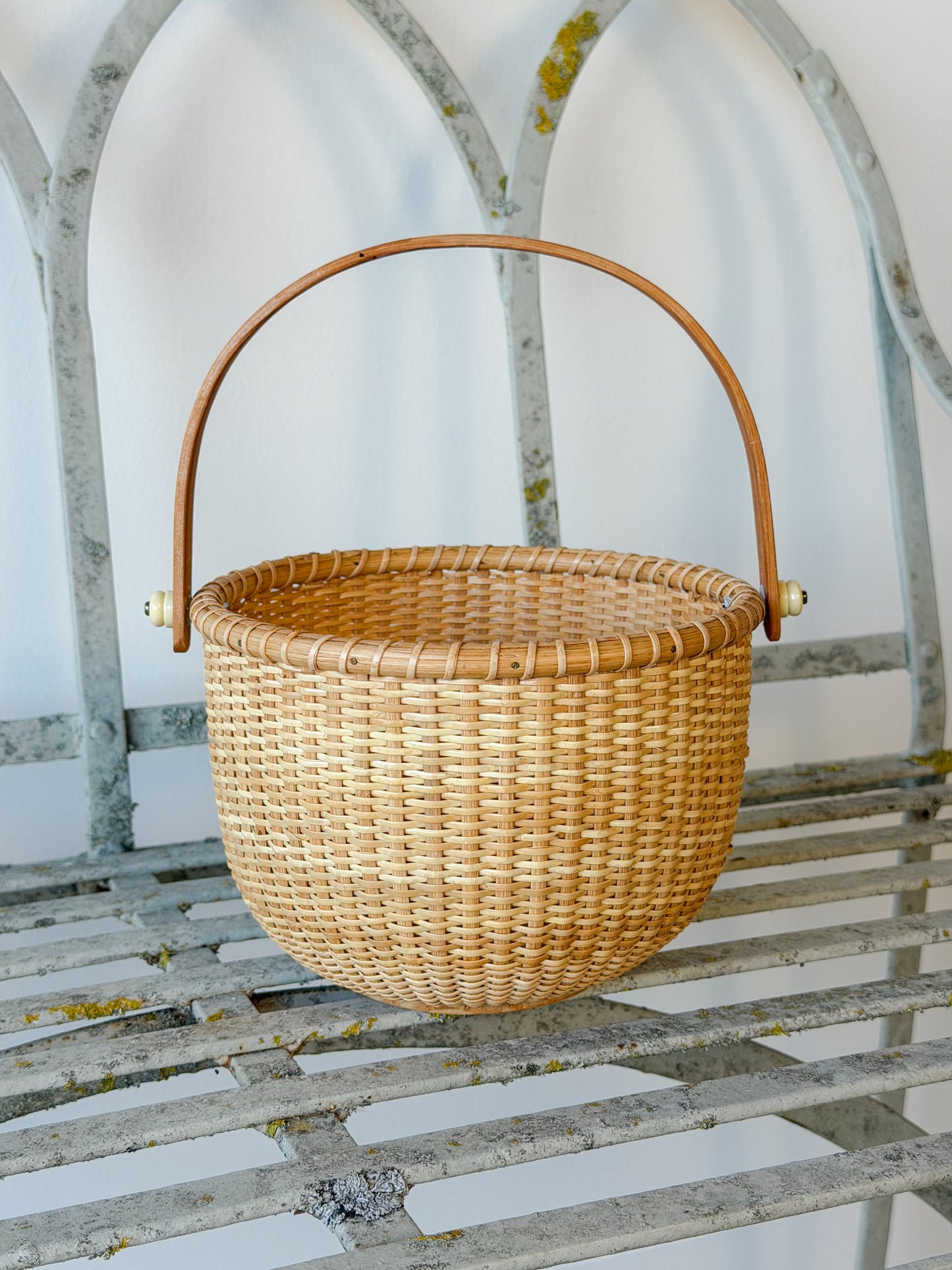Nantucket-Style Swing Handle Basket