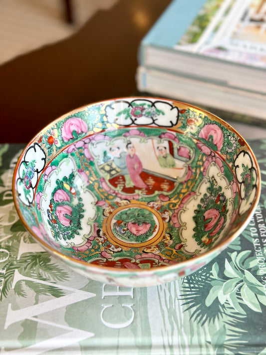 Famille Rose Medallion Bowl