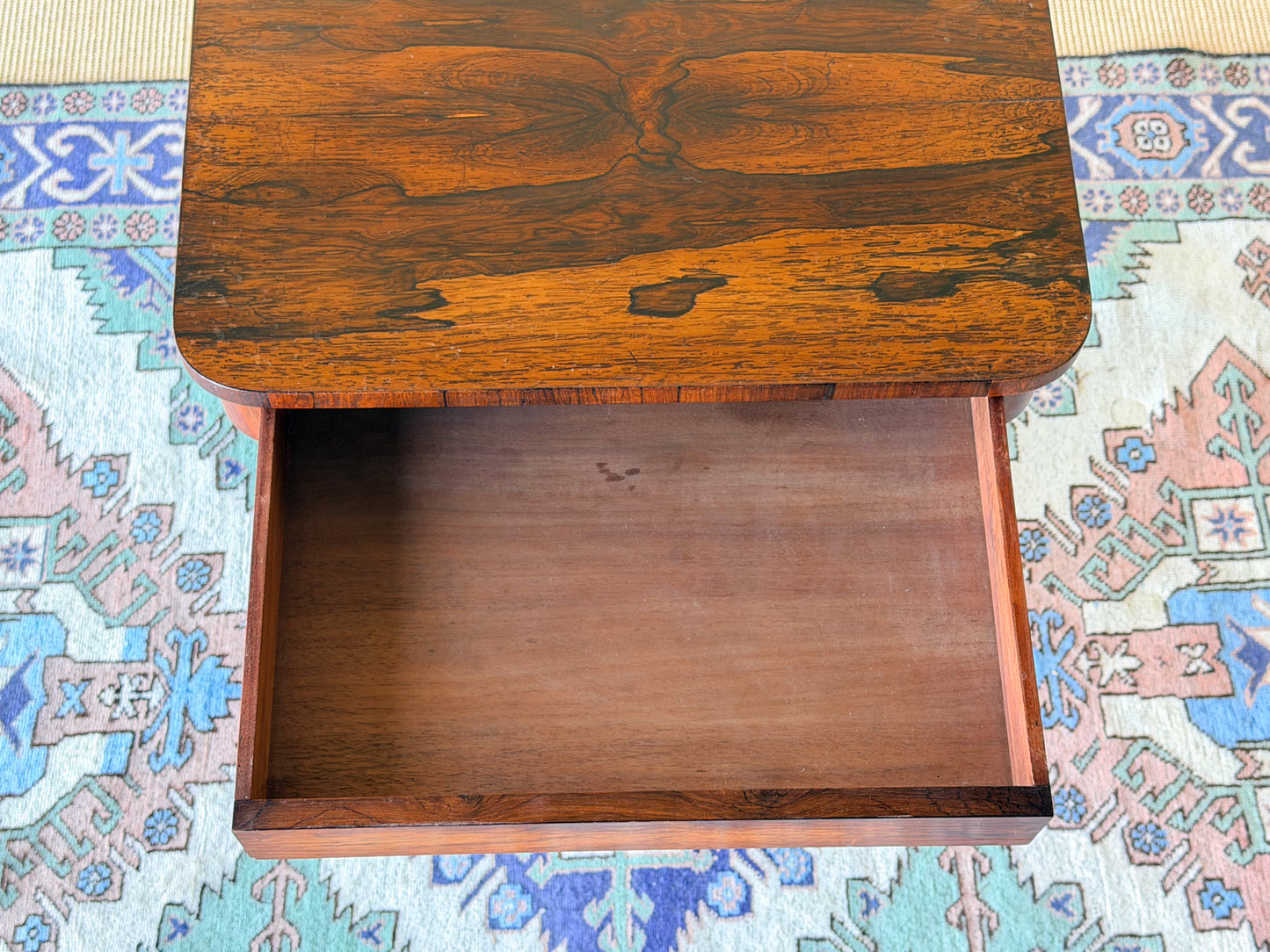 Georgian Mahogany Clawfoot Pedestal Side Table