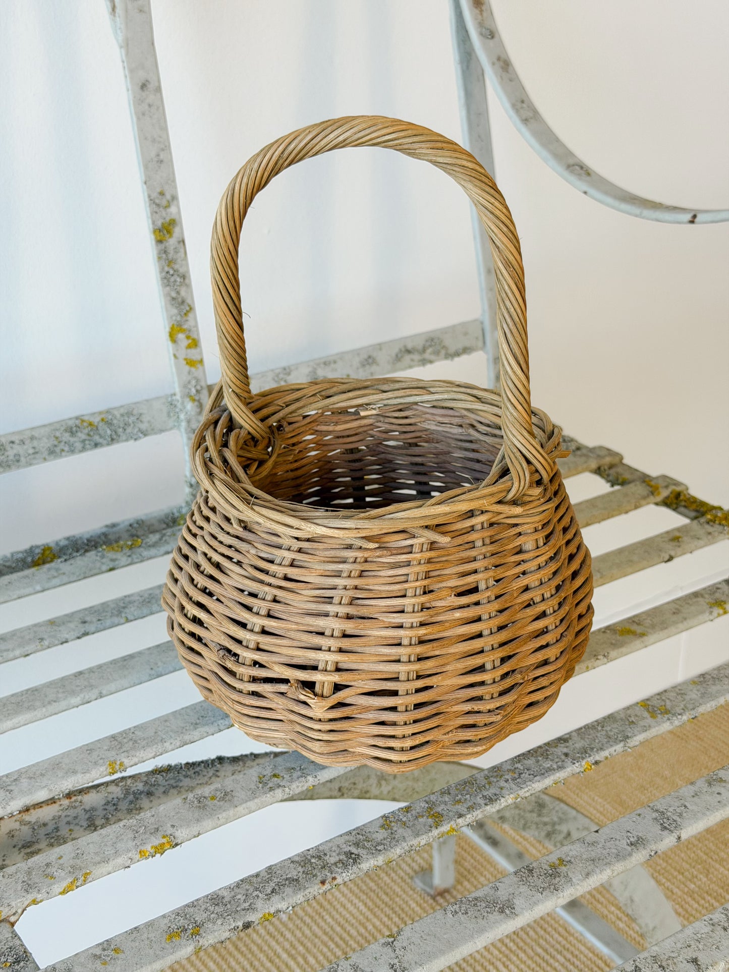 Petite Vintage Woven Rattan Basket (Lighter Brown)
